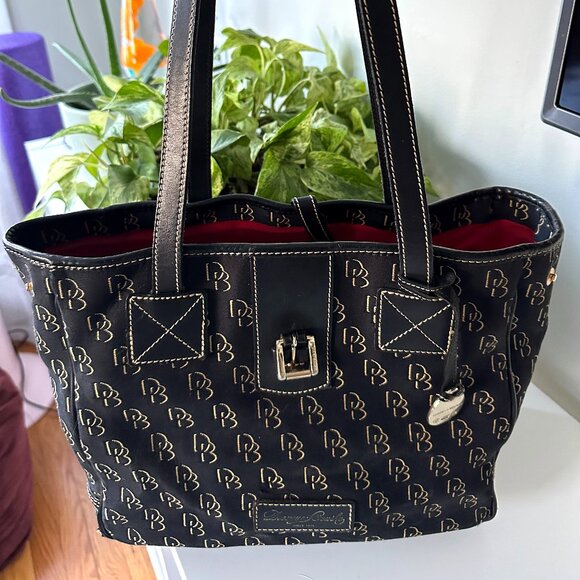 Dooney & Bourke Signature Black DB Logo Large Shoulder Bucket Purse Hand Bag - Picture 7 of 9